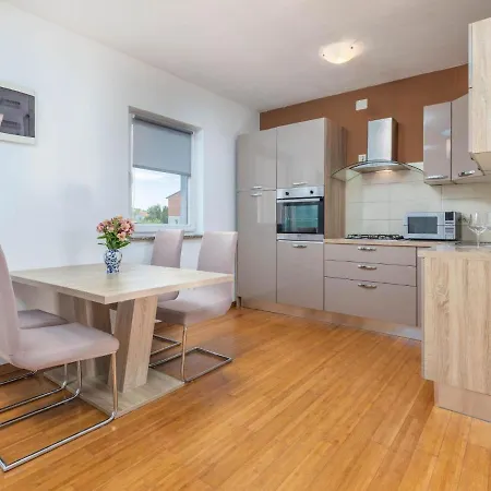 Appartement Apartment House Nikola *